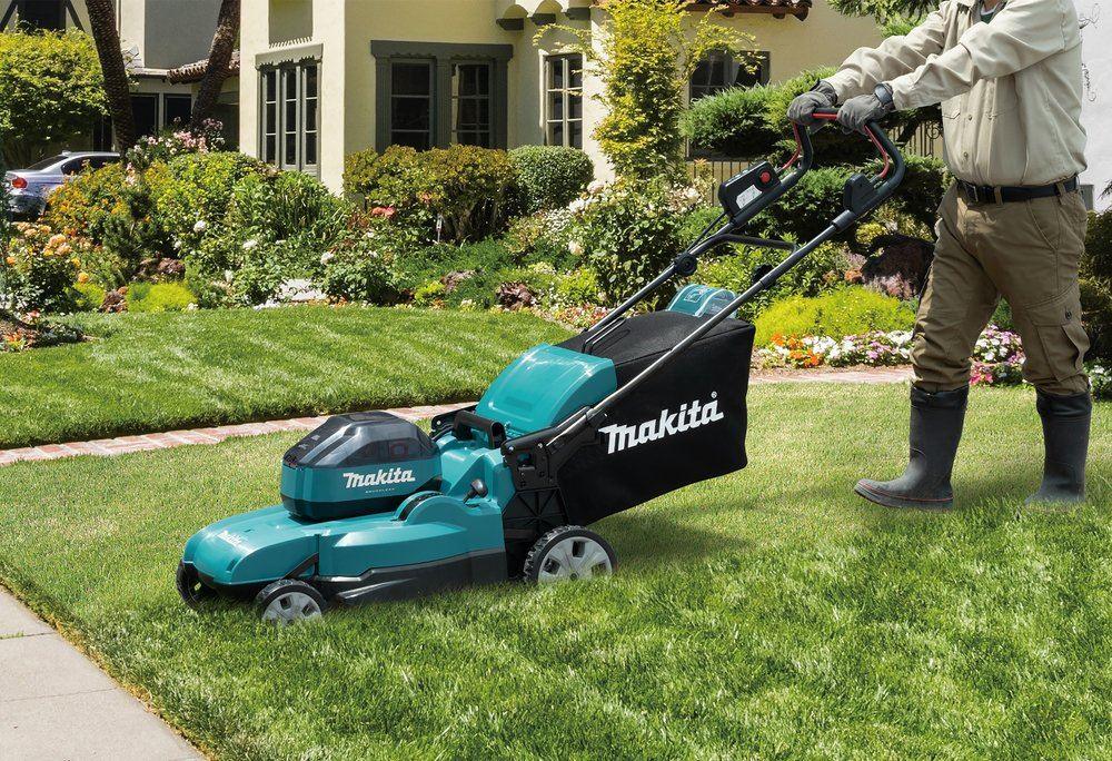 Makita_LM002JM101_-_inkl_Akku_und_Ladegeraet_Detail_37950_671e5d71-ea98-4328-b593-7d6fc7715874_1800x1800.jpg