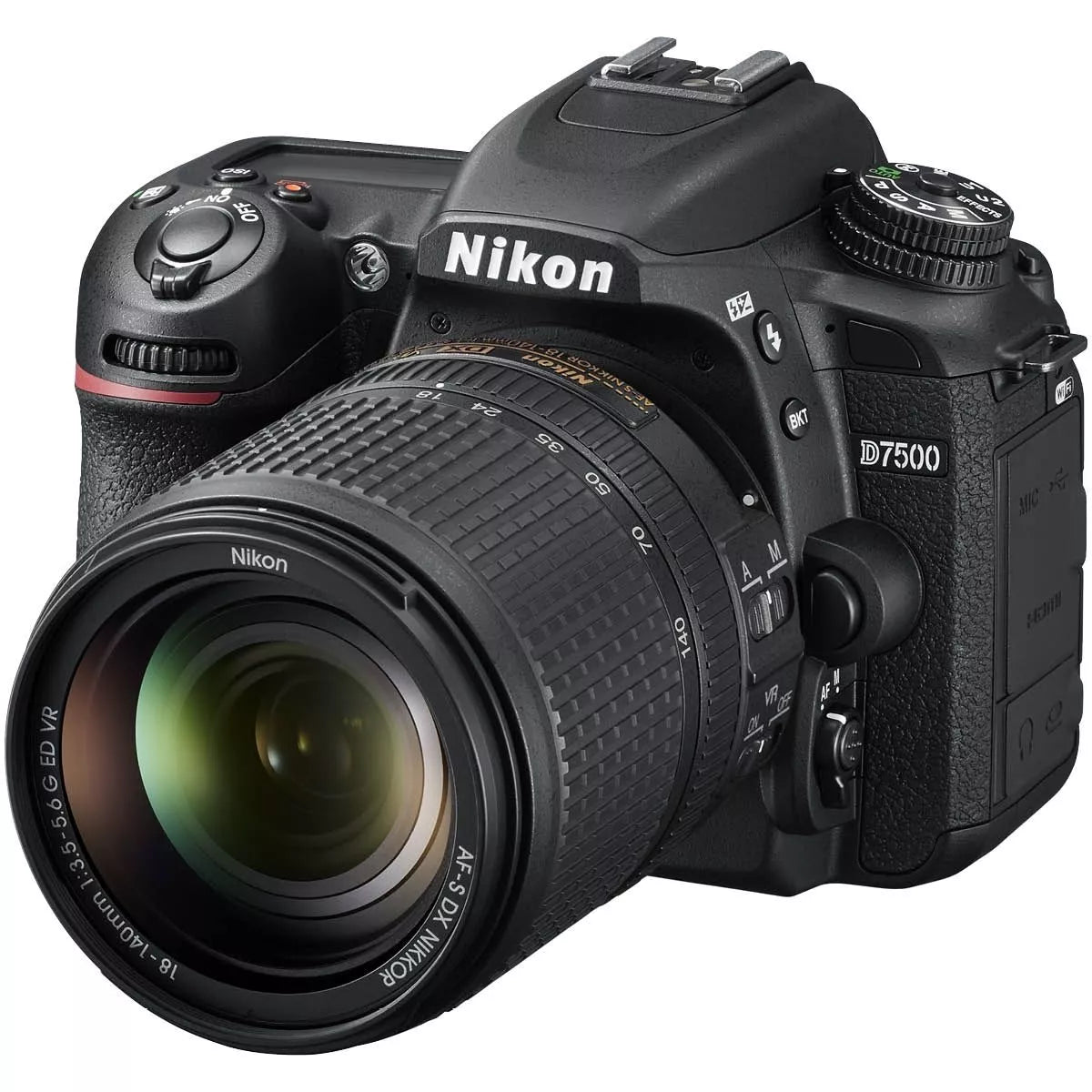 Nikon D7500 + AF-S DX NIKKOR 18-140 mm f/3,5-5,6G ED VR